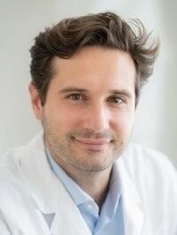 Portrait of Dr. Altwegg, multidisciplinary endometriosis expert